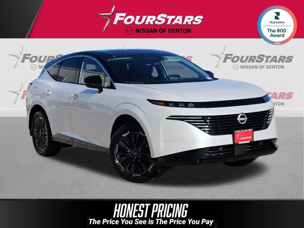 2026 Nissan Murano Platinum in Everest White Pearl/Black — front three-quarter view