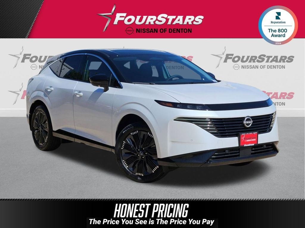 2026 Nissan Murano Platinum in Everest White Pearl/Black — front three-quarter view