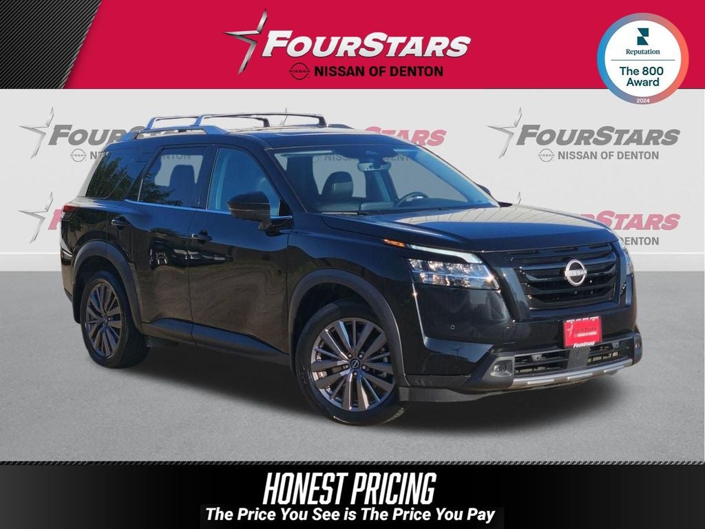 2024 Nissan Pathfinder SL in Super Black — front three-quarter view